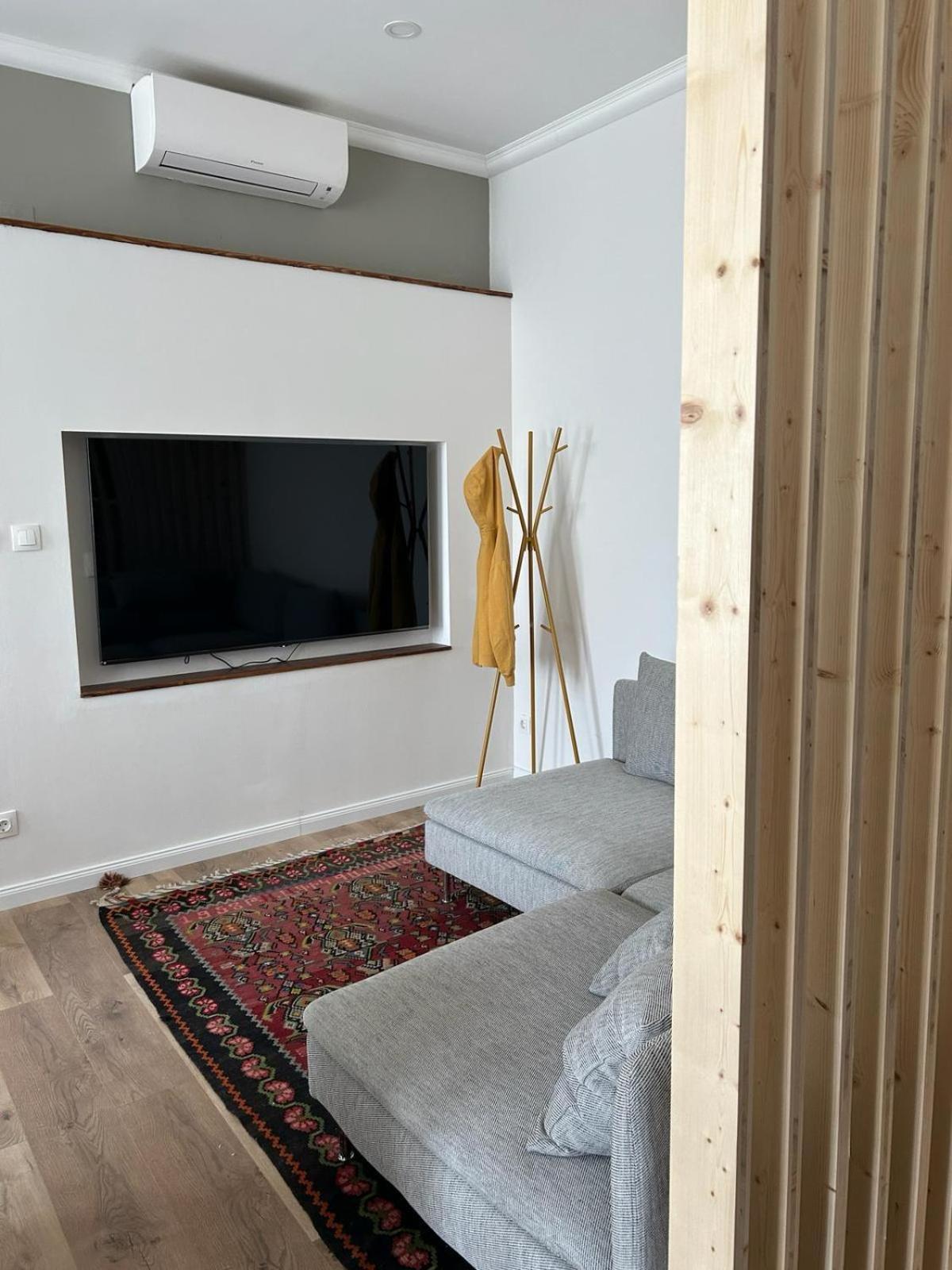 King 28 In The City Center Apartment *